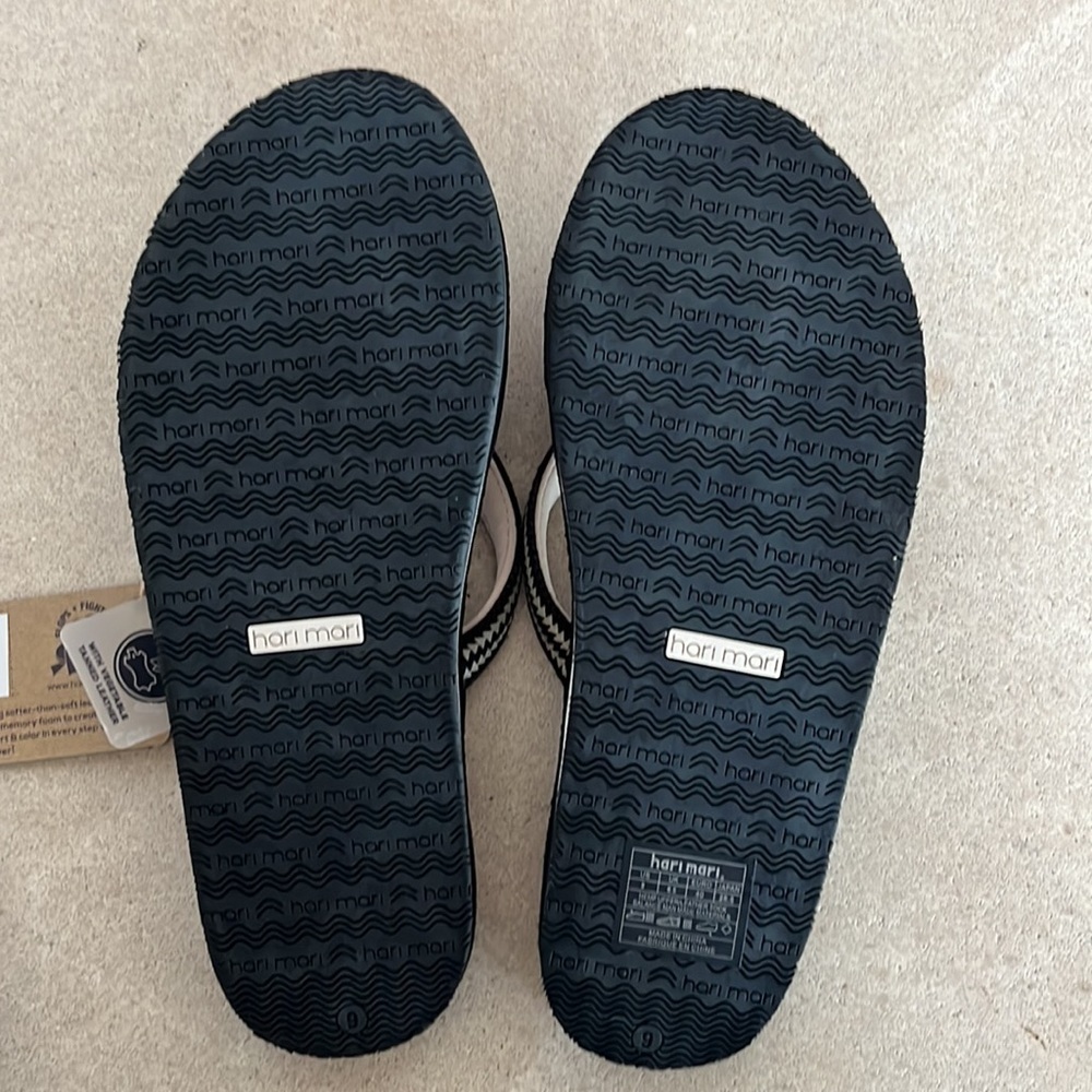 Hari Mari Sandals Flip Flops Women’s Field Puebla Black White Size 9 - Picture 3 of 8